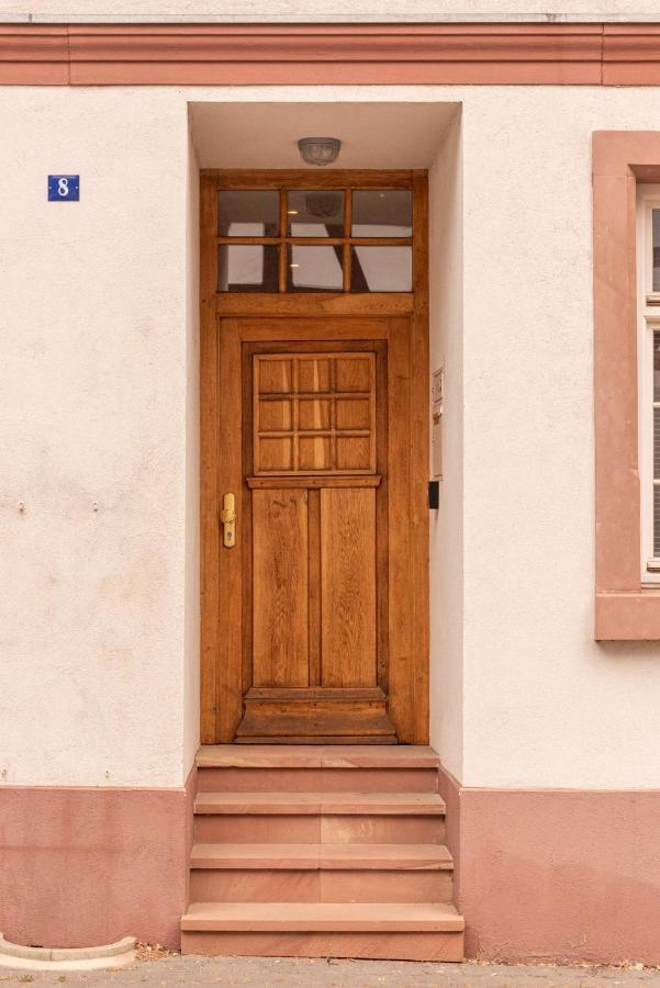 Designer Unterkunft In 15. Jahrhundert Altbau 75 M² Fuer Max. 4 Personen Διαμέρισμα Eltville am Rhein Εξωτερικό φωτογραφία